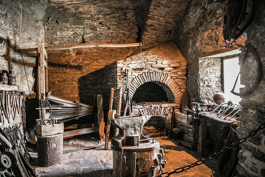 medieval-blacksmith-shop-lisa-lemmons-powers (1).jpg